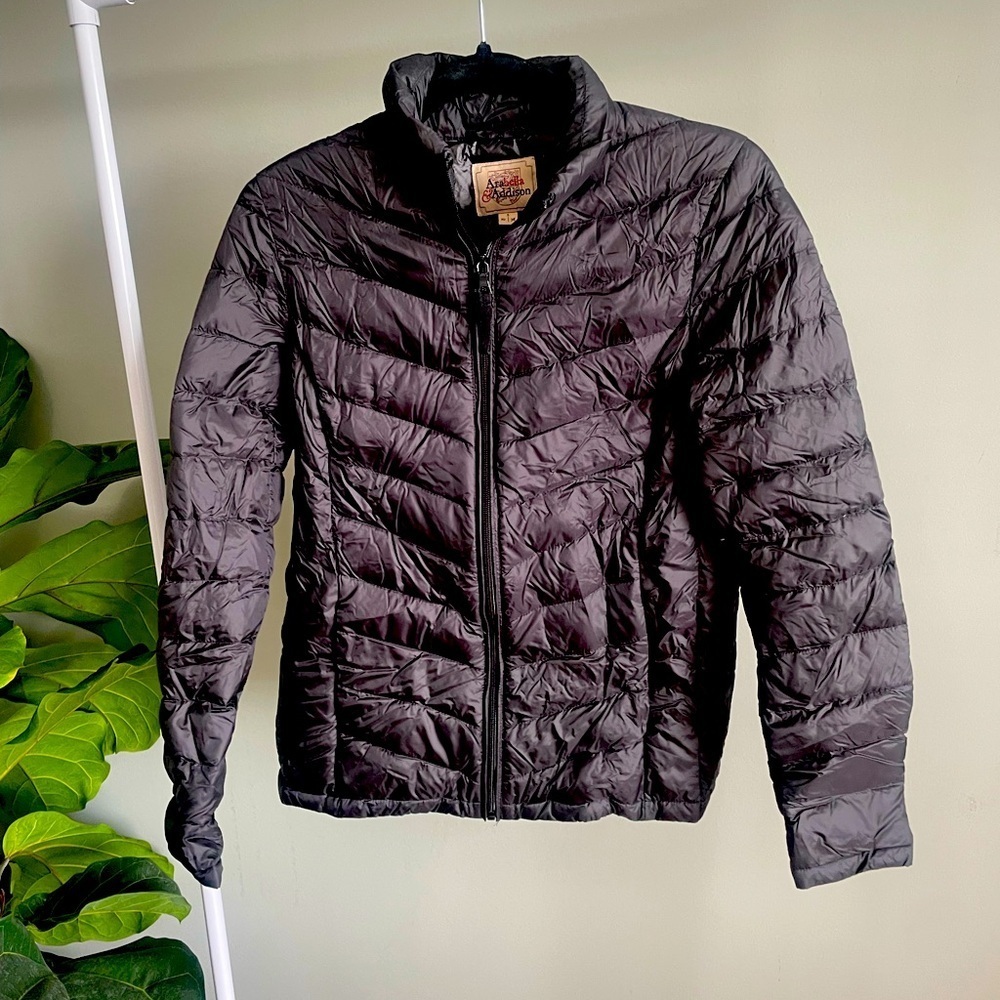 Arabella & Addison Down and Feather Black Short Puffer Jacket Size Small